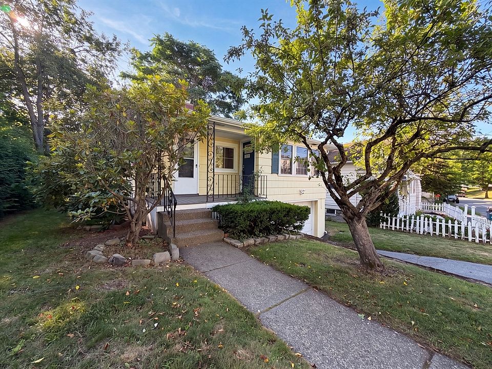 1st image of 17 Vineyard St