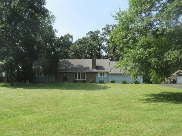 81 Lillian Ln, Yorkville, IL 60560
