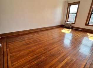 4606 Bowne St #2C-1C, Flushing, NY 11355