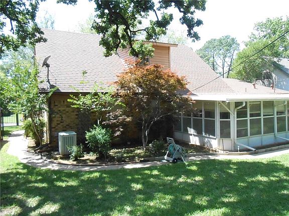 4th image of 1907 Kerry Dr