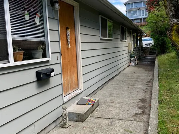 924 Billy Frank Jr. St. (Indian)