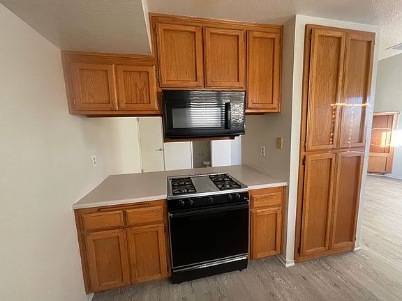 3rd image of 8102 Laborough Dr APT B