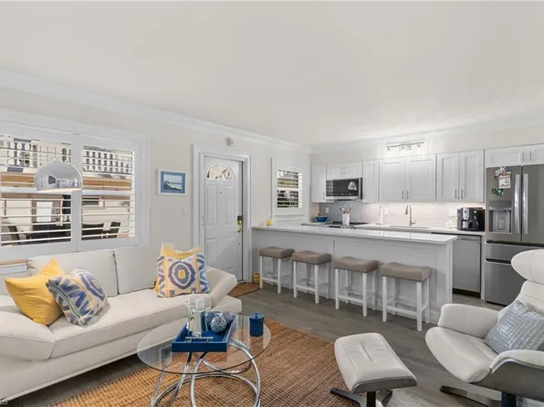 980 7th AVE S #102, NAPLES, FL 34102