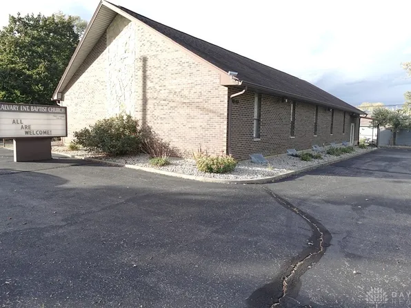 543 W Funderburg Rd, Fairborn, OH 45324
