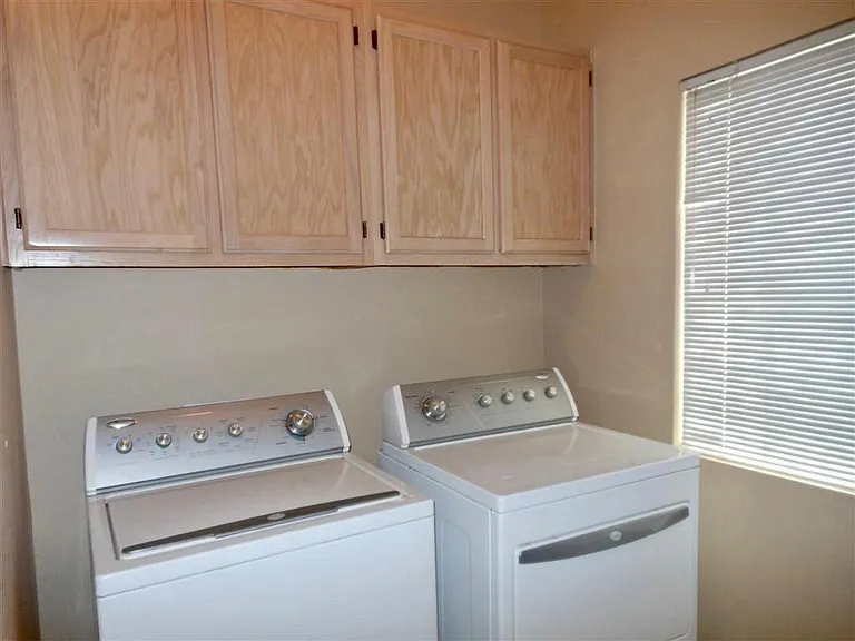 2420 Silver Shadow Dr #HOUSE — Photo 23