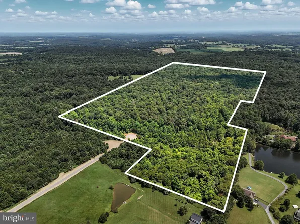 Foxtrot Ln, Rixeyville, VA 22737