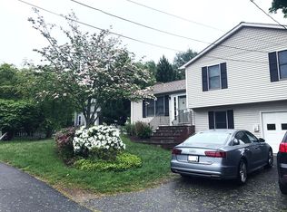 49 Grenore St, Warwick, RI 02888