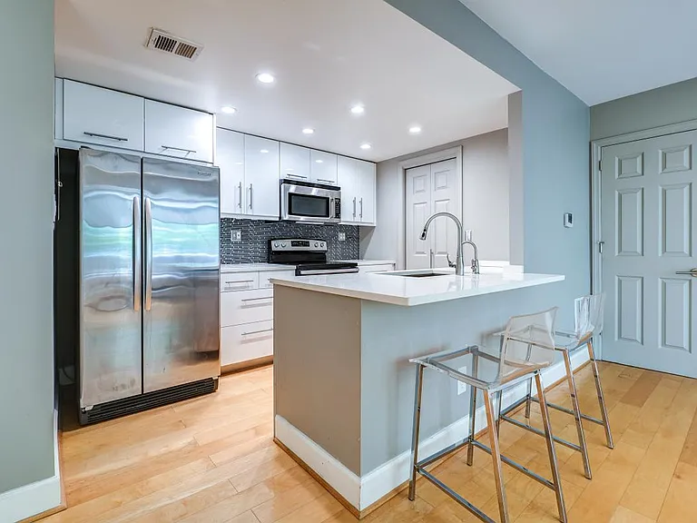 1080 Wisconsin Ave NW #2019 — Photo 16
