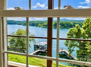 501 Lake Club Dr, Nebo, NC 28761