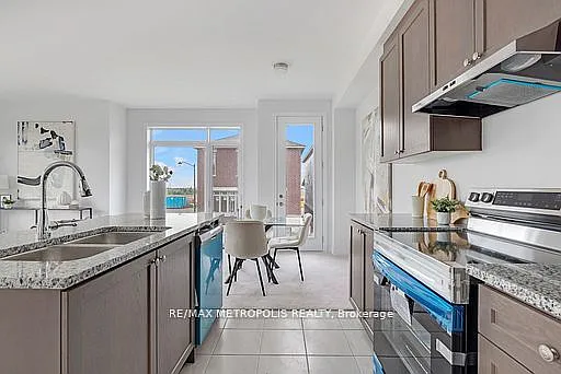 2048 Chris Mason St — Photo 20