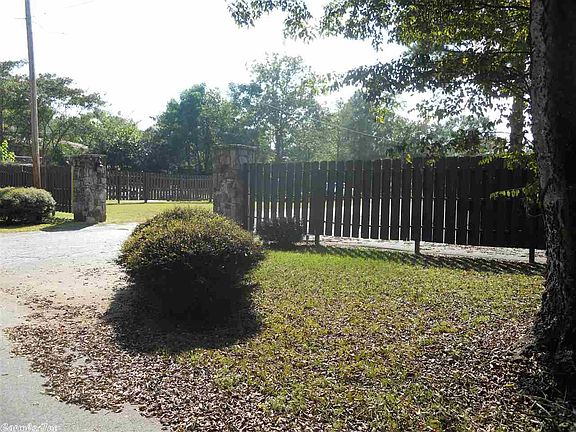2nd image of 100 Discovery Bay Ln Unit 21