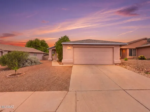 8925 E Alderpoint Way, Tucson, AZ 85730