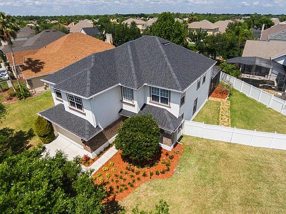 2nd image of 13945 Magnolia Glen Cir
