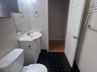 2130 F St APT 3, Sacramento, CA 95816