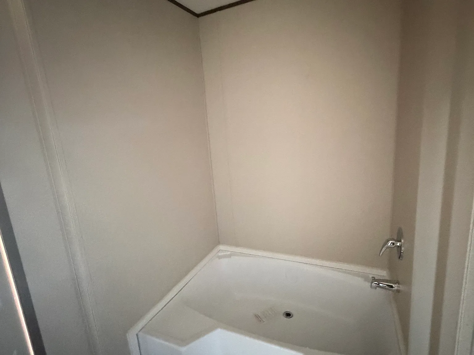 4 bed, 2000 sqft, $2,500 — Photo 3