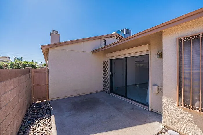 2434 N Palo Hacha Dr — Photo 33