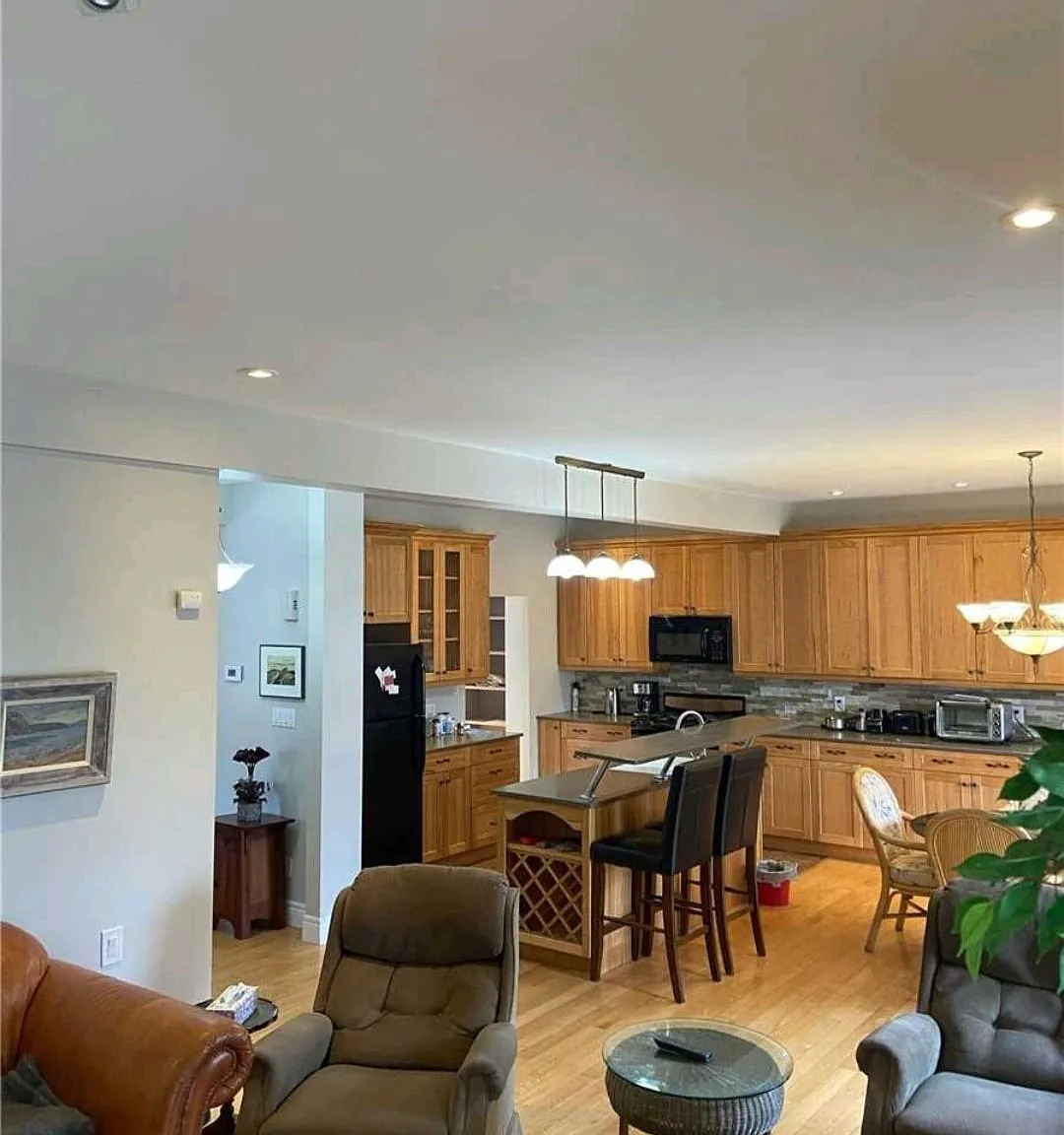 4 bed, $3,000 — Photo 4