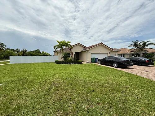 12700 SW 227th St Photo 1