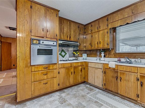4th image of 7114 52nd St