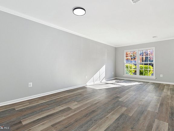 5th image of 9655 Hastings Dr