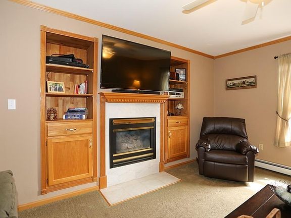 3rd image of 26 Larose Dr