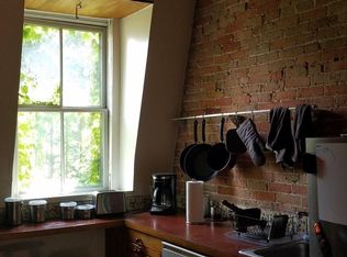 102 Ellery St #2, Cambridge, MA 02138