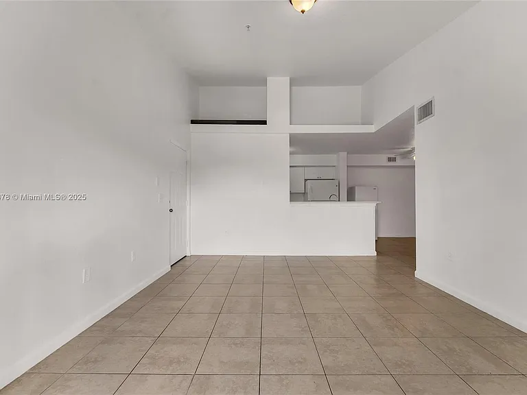 15400 SW 284th St #1312 — Photo 4