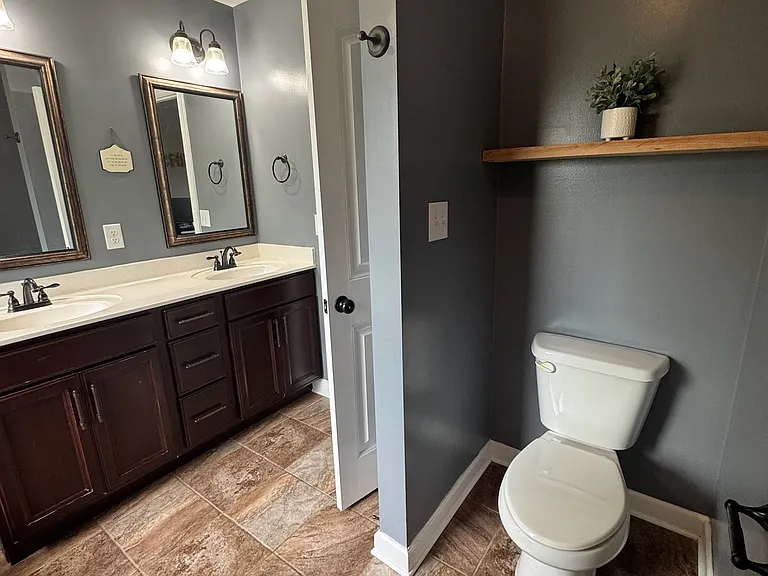 1701 Ellie Piper Cir — Photo 15