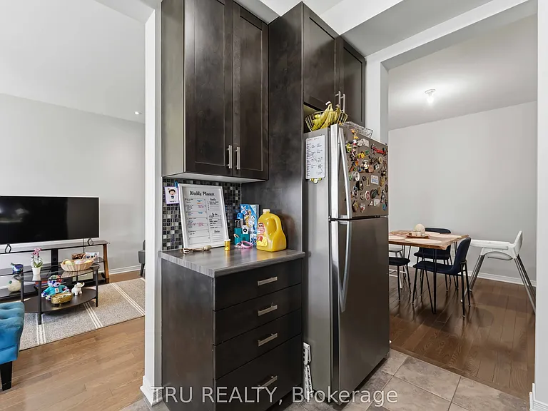 205 Losino Cres — Photo 12