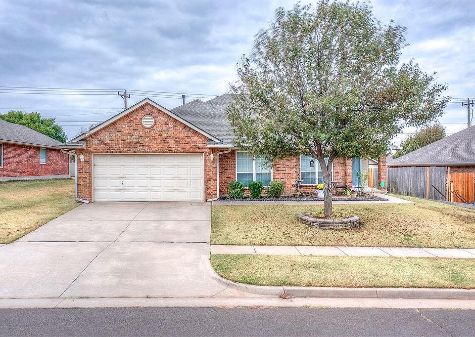 10409 Middlesbrough Ln, Yukon, OK 73099 | Zillow
