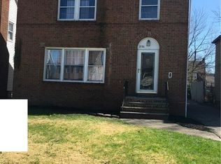 3586 Tullamore Rd, Cleveland Heights, OH 44118