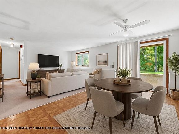 4th image of 41 Kristee Cir
