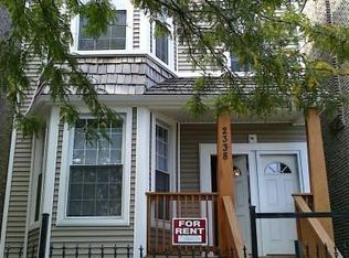 2338 N Kimball Ave, Chicago, IL 60647