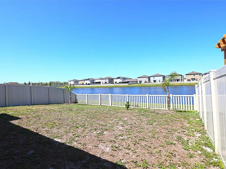 16761 Delia St — Photo 22