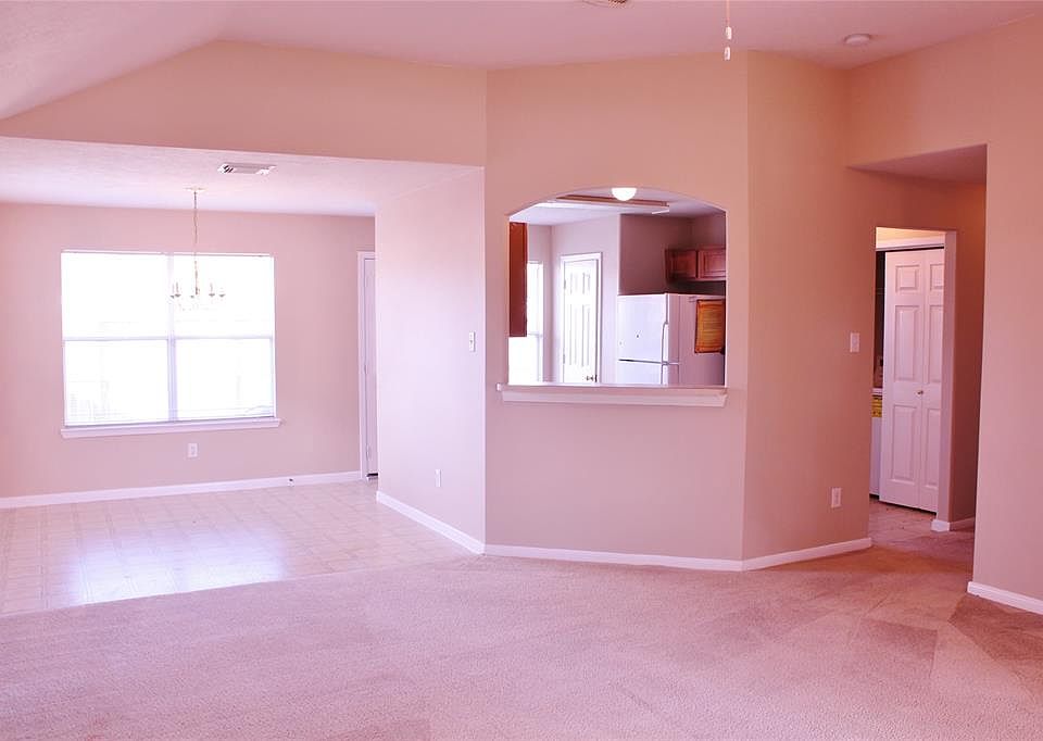 1st image of 19606 Buckland Park Dr