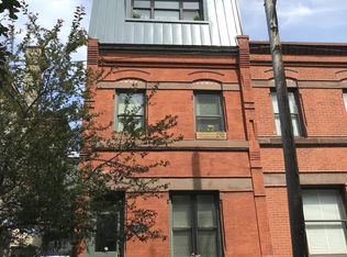 889 N 25th St, Philadelphia, PA 19130