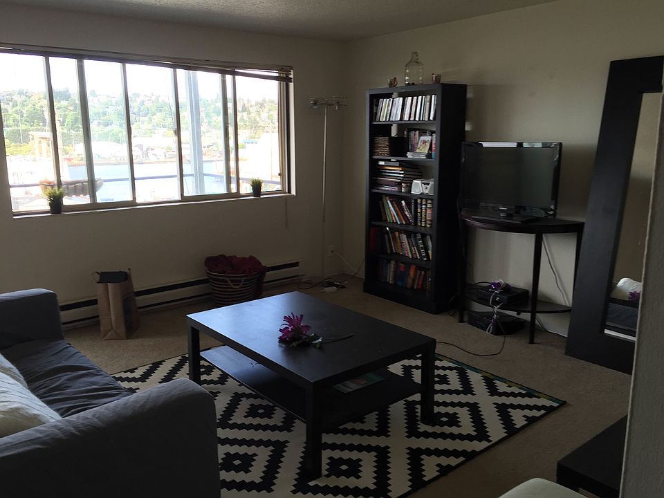 2nd image of 1030 W Nickerson St APT 7