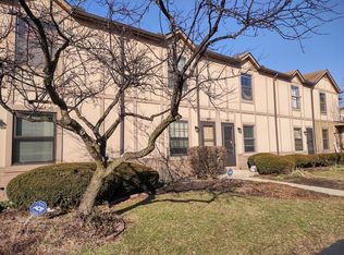 692 Keys View Ct, Columbus, OH 43085