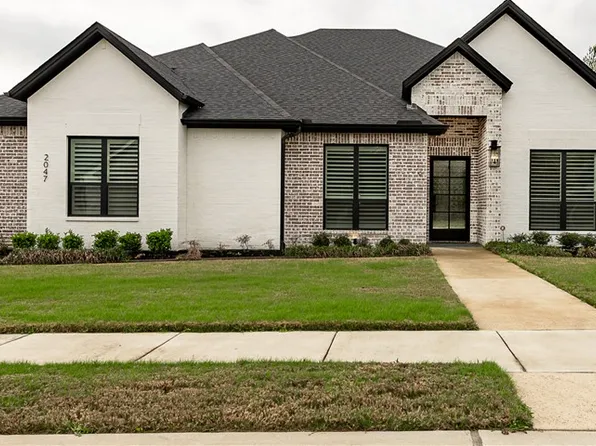 2047 Pebble Bend Dr, College Station, TX 77845