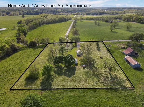 11944 Lawrence 1165, Mt Vernon, MO 65712