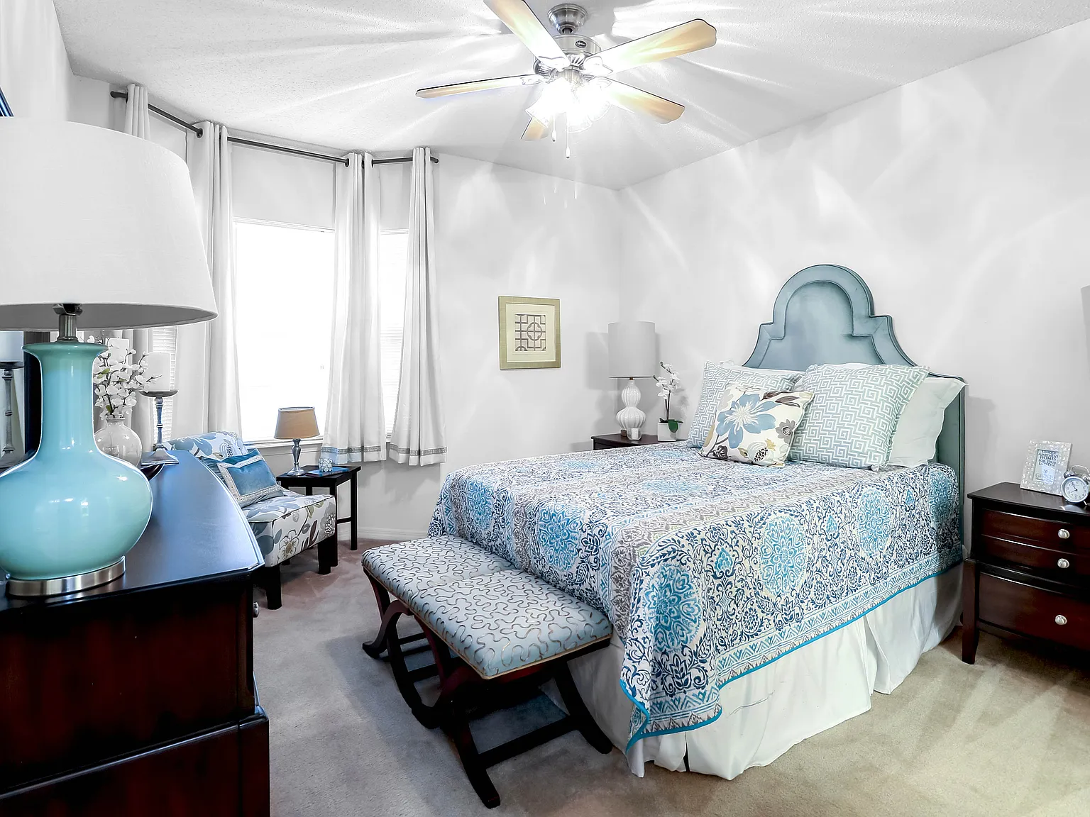 The Grove at Pleasant Valley Apartment Homes — Photo 4