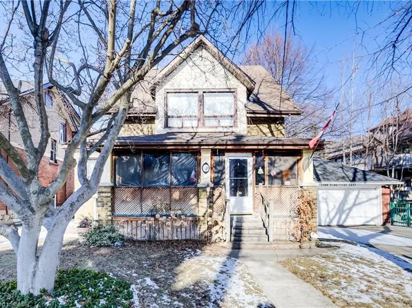 12 Leinster Ave S, Hamilton, ON L8M 3A1