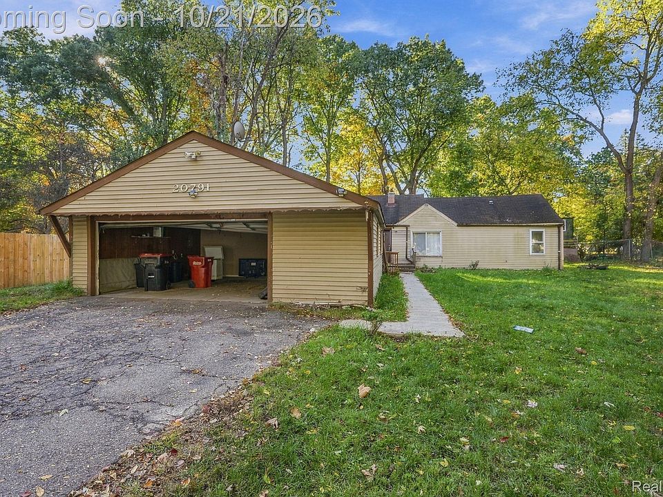 20791 Westland Dr, photo 2
