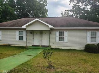 215 E Main St, Statesboro, GA 30458