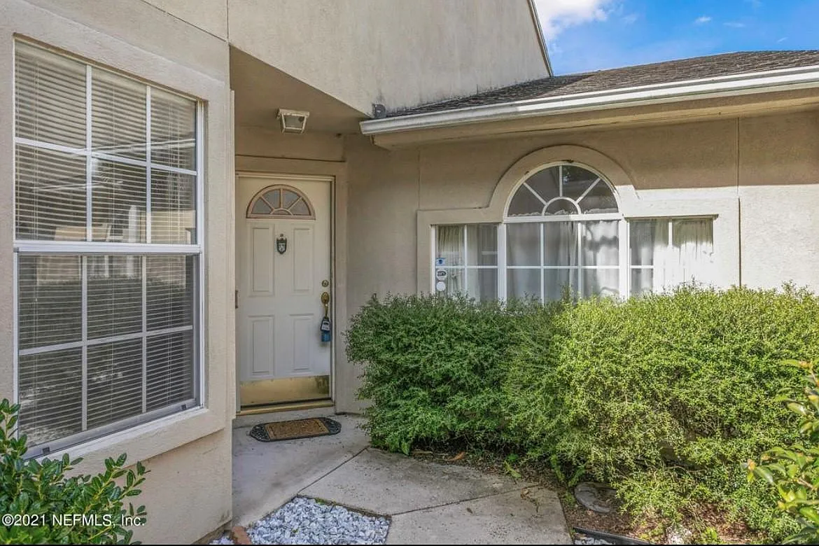 3 bed, 1628 sqft, $2,150 — Photo 4