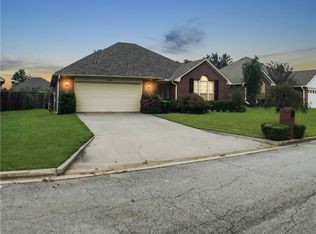 6320 Parkfront Dr, Fort Smith, AR 72916