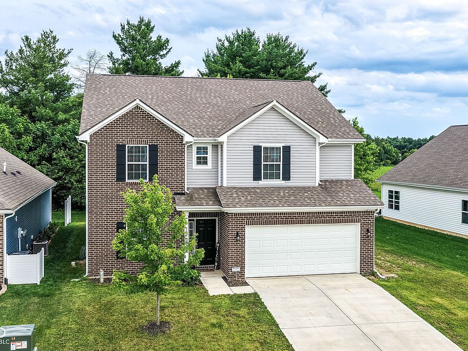 1st image of 88 Winding Brook Way