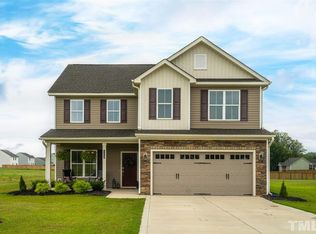 172 Mineral Spring Ln, Fuquay Varina, NC 27526