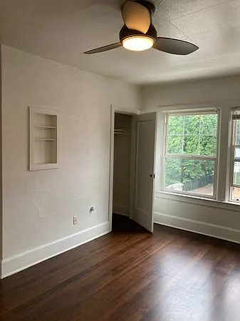 22840 Willamette Dr #21 — Photo 8
