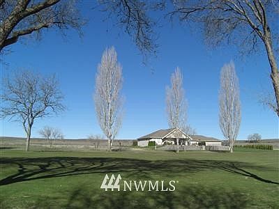 1st image of 19560 Braeburn Drive NW